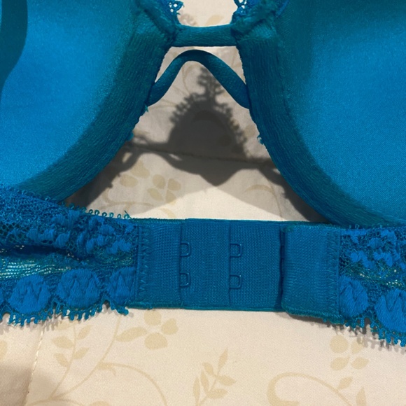 Gap Favorite Uplift Bra in Turquoise Lace (34A) — NWOT - Picture 5 of 10